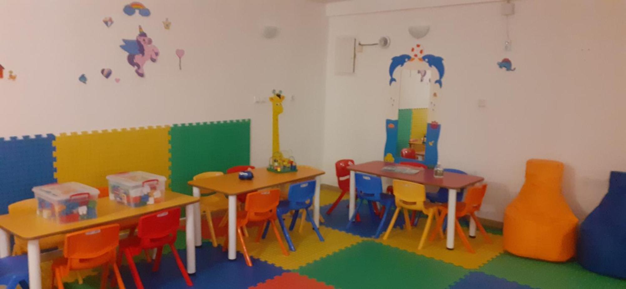 Terra Europe Brontes Hotel Ταργκόβιστε Εξωτερικό φωτογραφία